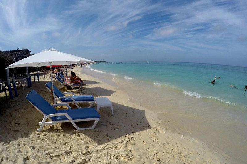 Playa Blanca más Aviario Nacional